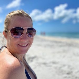 Meet your Posher, Amy